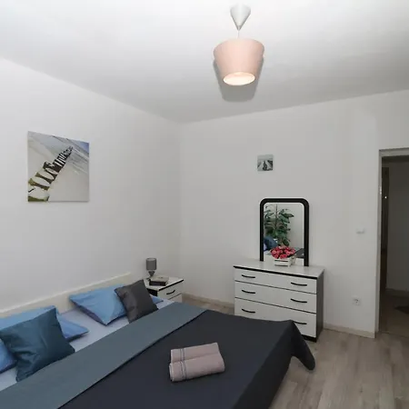 Apartment Ksenija *