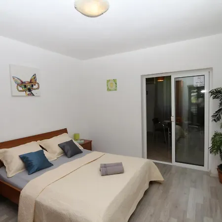 Ksenija Apartment