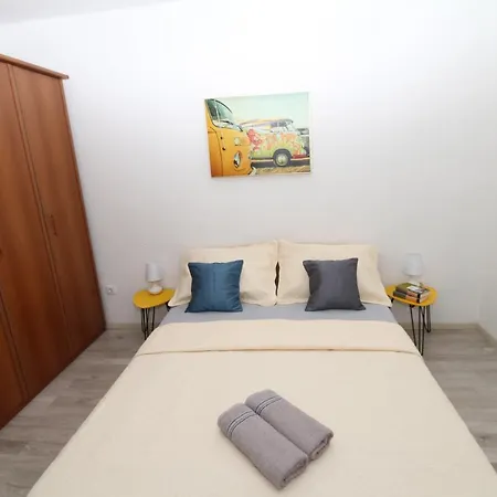 Ksenija Apartment Makarska