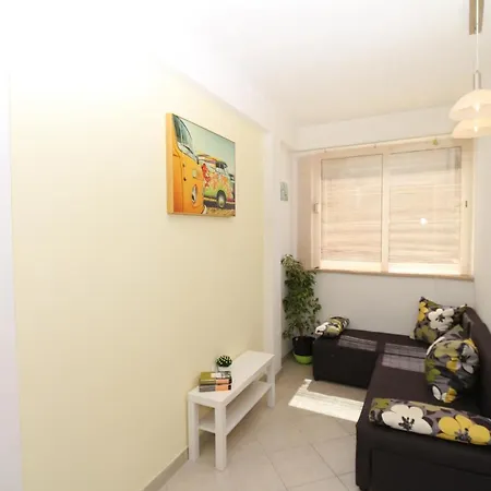 Ksenija Apartment *
